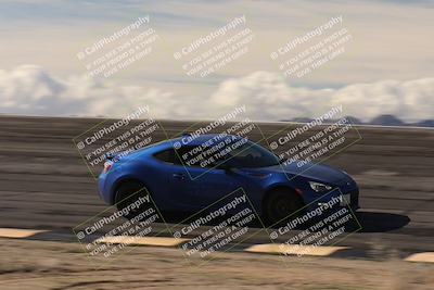 media/Jan-04-2026-SCCA SD (Sun) [[defc442887]]/4-Novice Group/Session 2 Bowl Speed Pans/